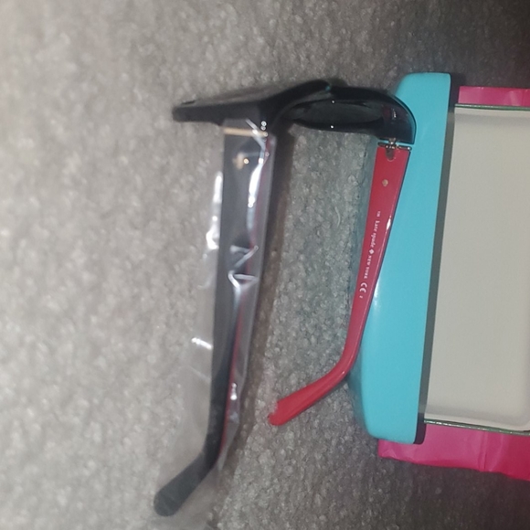 Kate Spade Sunglasses - Picture 3 of 4
